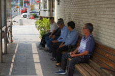 합천군, 작은 휴식공간, 어르신 거리 쉼터 조성