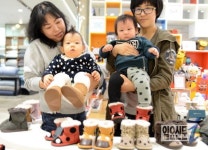 롯데백화점인천토박스 | 롯데백화점 센텀시티점 ‘토박스’, 유·아동 털 부츠로 인기몰이