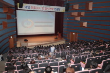 포항 '2017학년도 입시전략 컨설팅'에 학부모 등 1000여명 참석