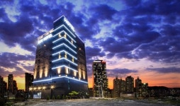 새롭게 오픈한 2성급 진주호텔···진주관광에 제격