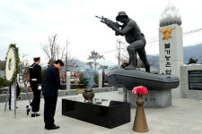 안상수 창원시장, 천안함 피격 7주기 희생자 넋 기려