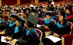 “여러분의 미래를 응원합니다!”...백석대 17일 후기 졸업식