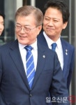 [평창 올림픽] 문재인 대통령, 차민규 선수 격려 