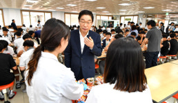 [포토] 파업 급식 현장 찾은 임종식 경북교육감