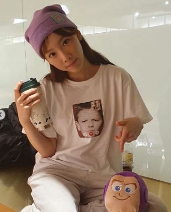 태연, 완벽한 방부제 미모 인증샷 '막 찍어도 화보'