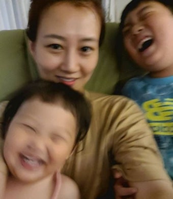 도경완, 장윤정+붕어빵 자녀와 행복 가족사진 눈길 