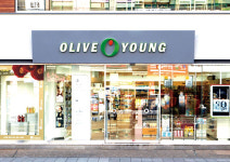 현금 창출 짱짱 CJ올리브영, 경영권 승계 지렛대로 활용되나