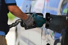 서울 휘발윳값 1700원대…10주만에 다시 상승