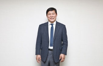 KBO 개막전은 미국에서? 허구연 총재 미국 출장에 쏠린 눈