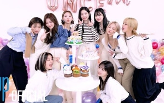 트와이스 1억뷰, '톡 댓 톡' 뮤비 인기 기염…'통산 21번째'