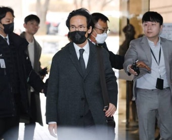 조현범 한국타이어 회장, '횡령?배임'혐의 구속기소