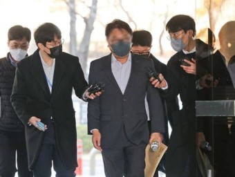 '백현동 로비스트' 김인섭, 77억 수수혐의로 구속기소
