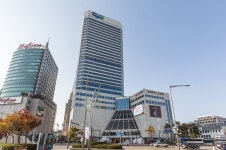 [단독] 미국 파트너사가 기업 회생 절차? (주)두산, 바이오 의약품 용기 사업 위기 내막