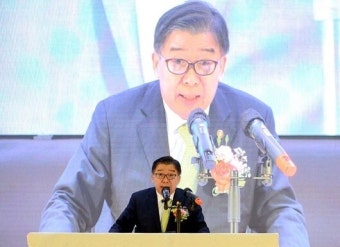 [단독] 농지법 '탈탈' 털던 권익위…현 유철환 위원장도 위반 의혹