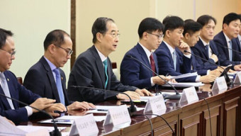 국무총리 주재 'APEC 준비위원회' 제3차 회의…준비 기본계획 의결