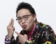 [인터뷰] AV 최고 레벨 모리바야시 겐진 “출연에 더는 미련 없어…사회 변화 이끌고 싶다”