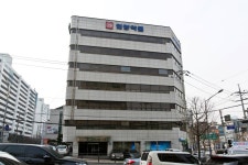 신약 성과 언제쯤…상폐 기로 일양약품, 오너 3세 정유석 대표 시험대