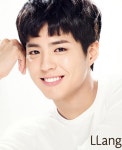 박보검, 우유남 투명한 피부에 환한 미소까지 덕선이가 반할만해
