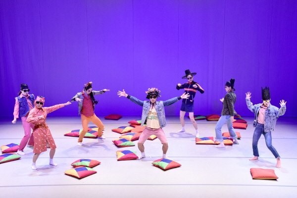 [ET-ENT 무용] 이 공연 또 보고 싶다! 앰비규어스 댄스 컴퍼니 ‘얼토당토’ | 포토뉴스