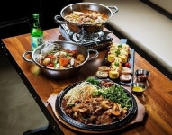 한식 실내포장마차 ‘사랑탕’, 독창컨셉으로 다양한 고객층 증가