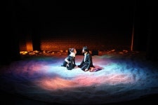 [ET-ENT 연극] 2018 산울림 고전극장(4) ‘멈추고, 생각하고, 햄릿’ 죽은 햄릿과 살아있는 호레이쇼가 합작해 만든 연극