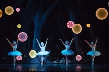 [ET-ENT 발레] 스코틀랜드 국립발레단 ‘헨젤과 그레텔’ 연극적 요소가 강조된 댄스 뮤지컬 같은 느낌의 발레 무용극