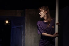 [ET-ENT 연극] ‘옥상 위 달빛이 머무는 자리’ 죽고 싶어서 죽으려고 하는 게 아니다! 삶이 힘들기 때문에 죽으려고 했던 것이다!