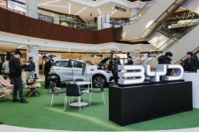 DT 네트웍스, BYD 분당 전시장 오픈 앞두고 팝업스토어 진행