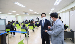 김재철 중부국세청장, 수원세무서 방문해 부가세 신고상황 점검