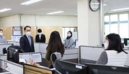 김재철 중부국세청장, 수원세무서 방문해 부가세 신고상황 점검