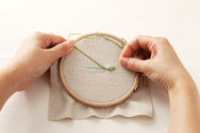 아이를 위한 특별한 선물…엄마표 프랑스 자수 소품 만들기