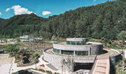 아이와 즐기는 숲캉스 어떠세요? 울진 금강송 에코리움 개장