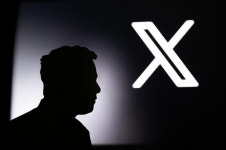 아이들도 보게 되나? 엑스(X), 성인 콘텐츠 허용