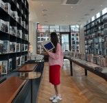 나는솔로 31기 순자, 서점서 포착된 청순 일상…팬들은 