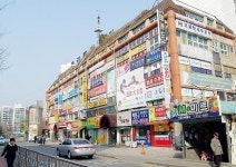 내 가게 옆에 경쟁점포 생겼다면 …