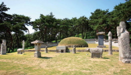 [이순신 여행] 충무공의 묘와 명장
