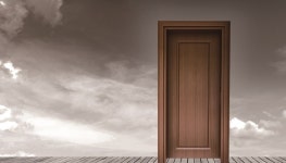 [Economovie] 문고리 없는 문과 대못질