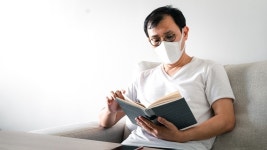골목서점, 막다른 골목에 몰렸다