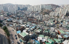방 쪼개 만든 원룸 속 불법과 사각지대