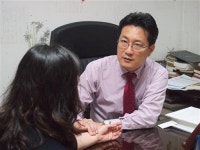 경미한 눈 피로, 심각한 안구건조증으로 이어지기도