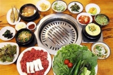 육질 좋은 언양불고기와 유기농 쌈밥의 절묘한 만남