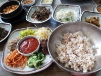 건강밥상의 대명사, 보리밥-창박골 원조 보리밥