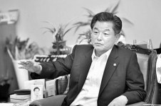 [국회의원 민생을 말하다│신학용 새정치민주연합 의원(인천 계양구갑)] 경제민주화는 국가생존전략 … 정부는 뒷전