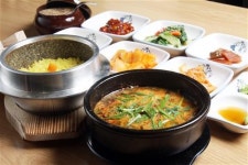 영양돌솥밥과 담백한 추어탕 맛이 일품인 황씨네대가추어탕