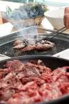생과일/와인숙성 양념 소갈비살 구이 전문점 ‘두근두근 고깃집 방화점’