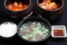[웨스턴돔 맛집 - 한우나주곰탕]“1등급 한우로 가마솥에서 정성 껏 끓여냅니다”