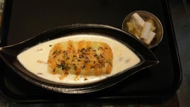 [압구정 디저트 카페 쿠데타(Kudeta)]빈티지 카페에서 영화 속 주인공처럼~