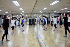 우리 동네 인기강좌 _ 대치4문화센터 줌바댄스/“라틴 음악에 맞춰 빠르고 재미있게, 댄스 타임~”