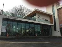 갤러리형 테라스 카페 ‘에스빼랑스’