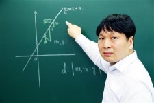 [인터뷰/ 대학입시전문 정상도전학원 강사열전 (2) 권상호 수학팀장]고1, 중등?수학의 벽을 넘어서 사고를 확장하라!